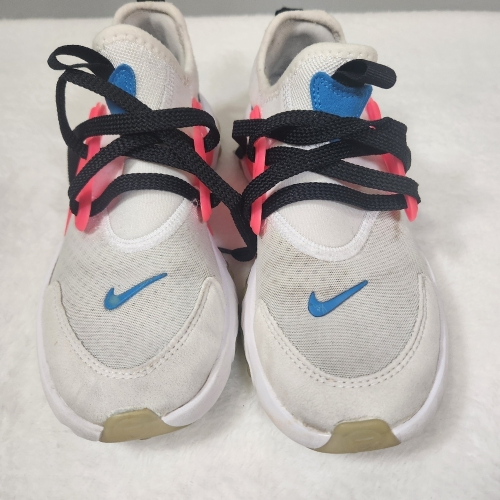 Nike Kids White and Pink Sneakers with Blue Details - Picture 2 of 7